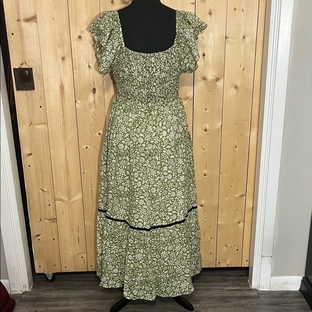Chic Olive Floral Maxi Dress - Picture 5 of 8